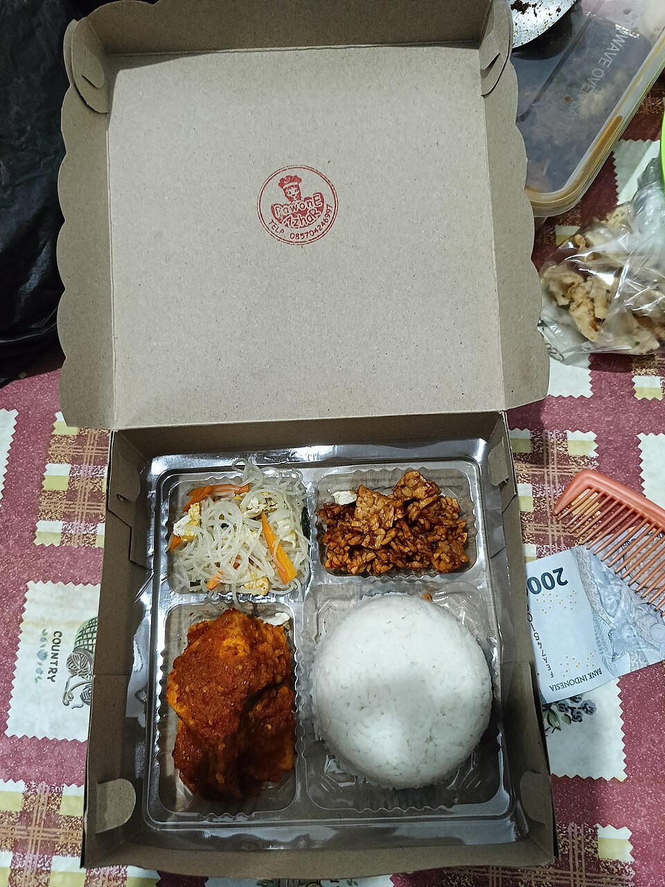 Kemasan nasi dus katering Gudeg Ploso tersusun rapi